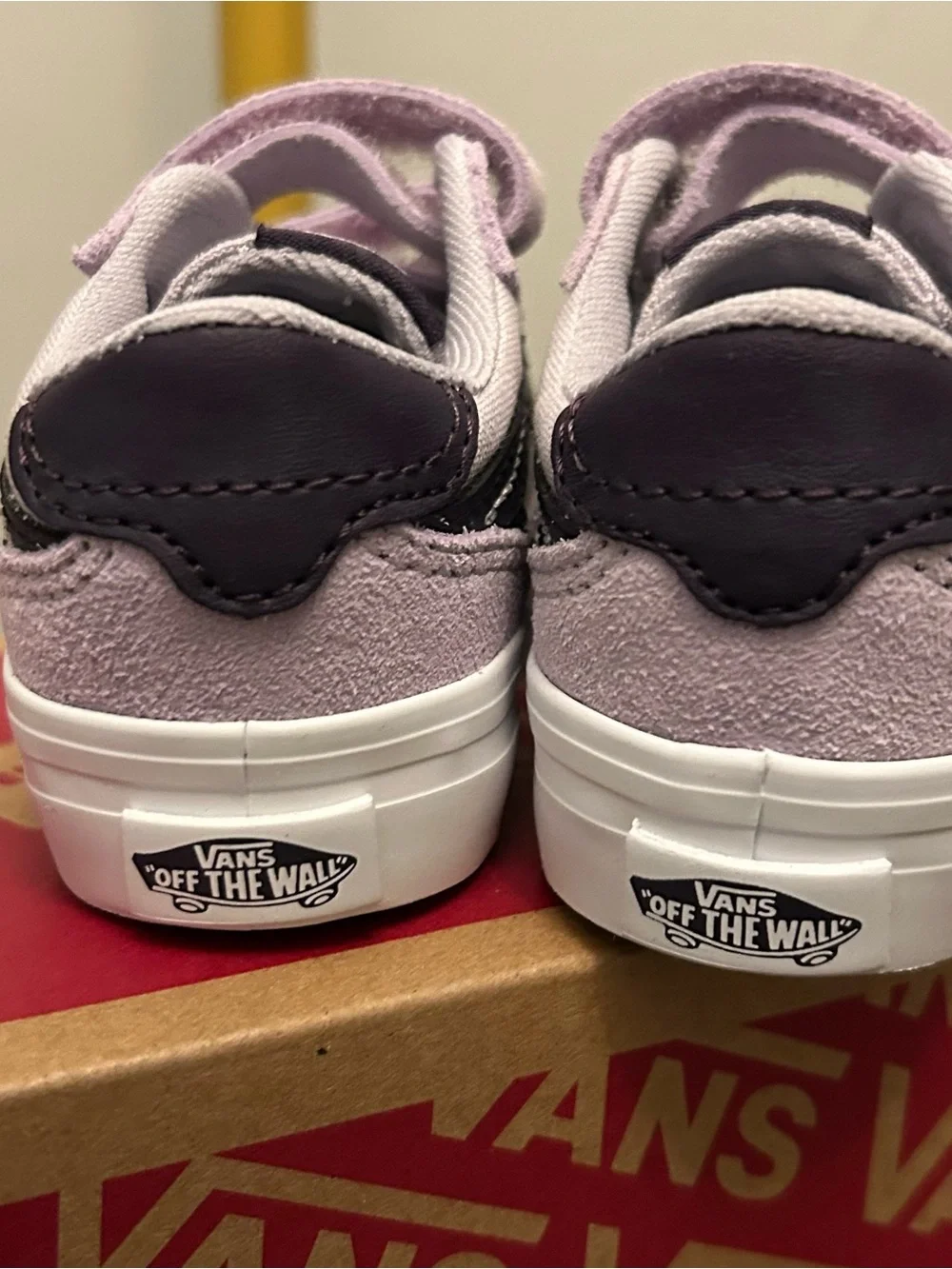 VANS Toddlers Brooklyn Ls V 2 tones canvas/suede lilac sneakers size 5 NEW